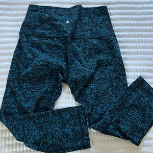 LULULEMON black and teal align leggings 3/4 length size 10